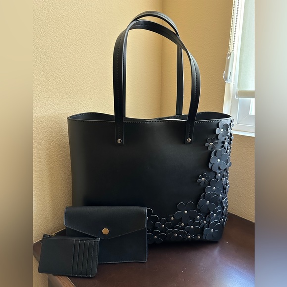 ✨BNWT Chelsea 28 Nordstrom Large Faux Black Tote Bag BONUS Clutch and Wallet✨ - Picture 14 of 17